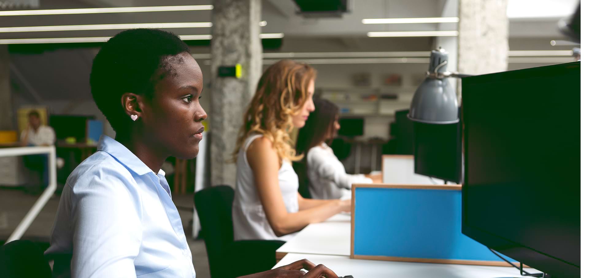 Develop administrative skills through structured apprenticeship training Business administrator apprenticeship training in a modern workplace with professionals collaborating